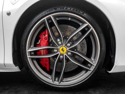 Used 2019 Ferrari 488 Spider RWD image 35