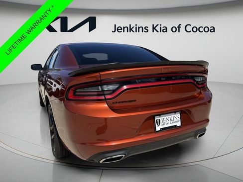 Used 2021 Dodge Charger SXT w/ Blacktop Package RWD image 7