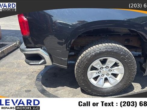 Used 2019 Chevrolet Silverado 1500 LT w/ All-Star Edition AWD/4WD image 12