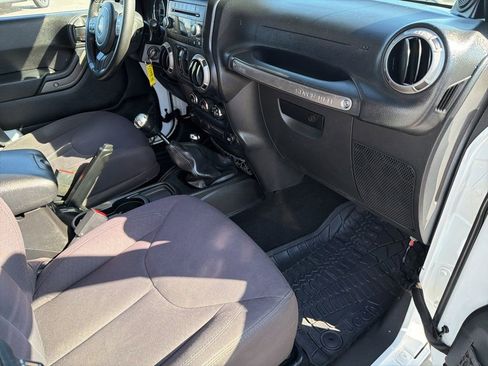 Used 2014 Jeep Wrangler Unlimited Sport w/ Quick Order Package 23S image 27