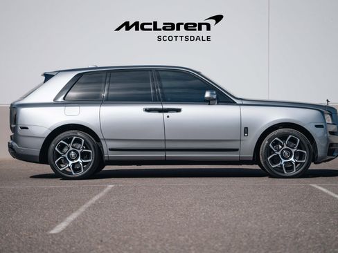 Used 2023 Rolls-Royce Cullinan Black Badge w/ Driver's Package image 11