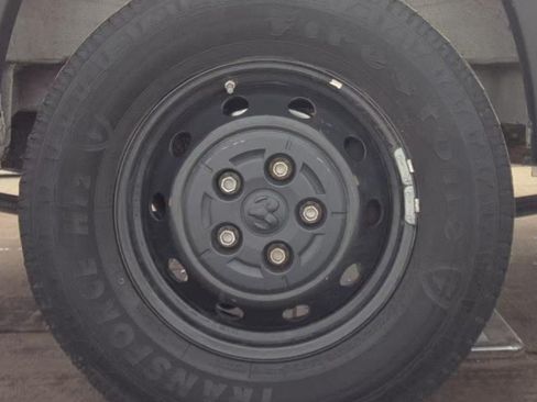 Used 2022 RAM ProMaster 2500 w/ Interior LED Lighting Group FWD image 11