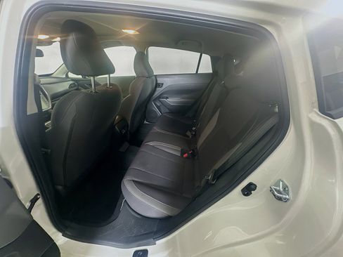 Used 2025 Subaru Crosstrek 2.0i Premium image 28