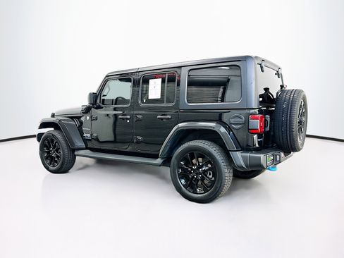 Used 2023 Jeep Wrangler Sahara image 5