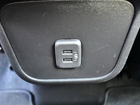 Used 2024 Chevrolet Equinox LS image 14