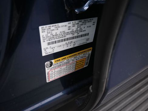 Used 2018 Ford Expedition Limited w/ Equipment Group 301A RWD image 19