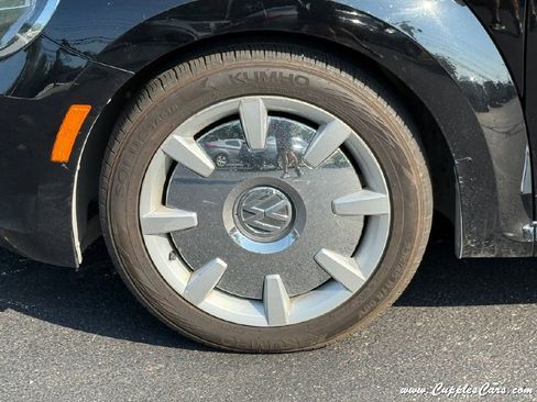 Used 2013 Volkswagen Beetle 2.5 image 49