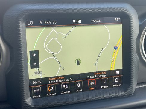Used 2022 Jeep Wrangler Unlimited Rubicon 4xe AWD/4WD image 14