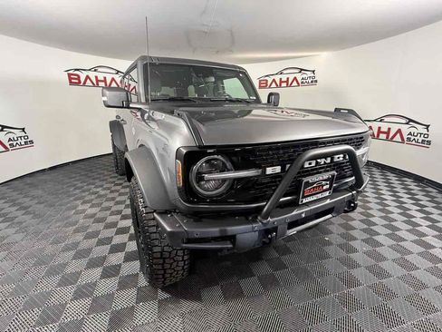 Used 2022 Ford Bronco Wildtrak AWD/4WD image 15