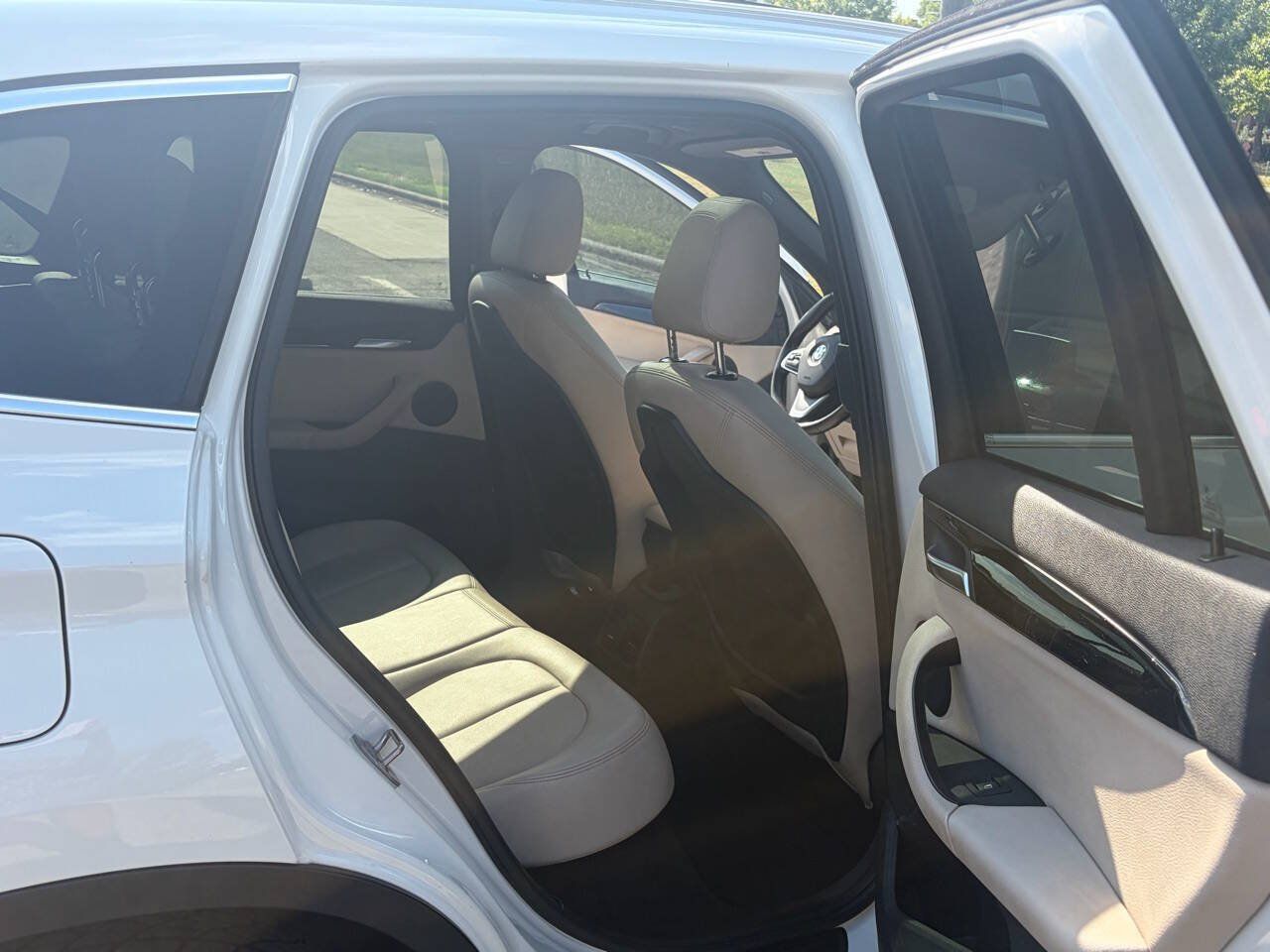 Used 2019 BMW X1 sDrive28i FWD image 21