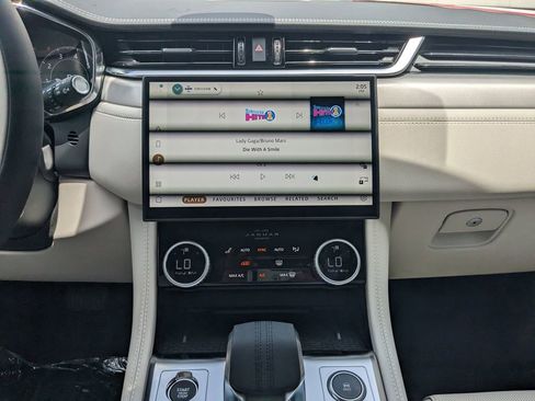 New 2026 Jaguar F-PACE R-Dynamic S image 18