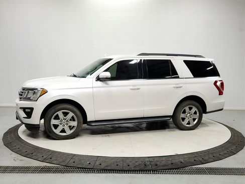 Used 2019 Ford Expedition XLT w/ Equipment Group 202A image 4