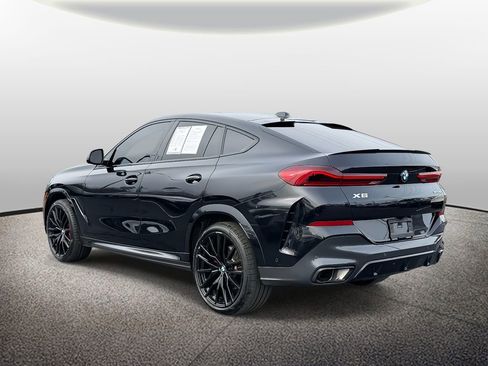 Used 2024 BMW X6 xDrive40i w/ Executive Package image 6