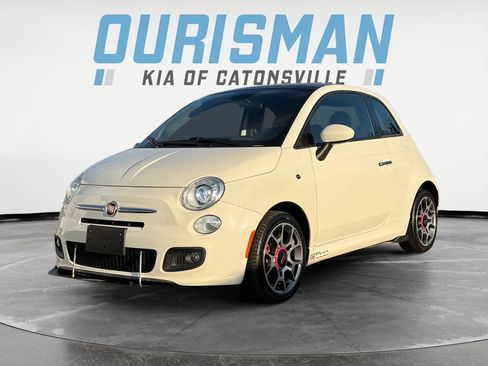 Used 2015 FIAT 500 Sport w/ Comfort/Convenience Group image 2
