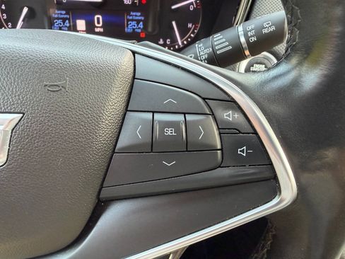 Used 2017 Cadillac XT5 Premium Luxury AWD/4WD image 14