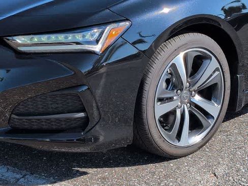 Used 2025 Acura TLX w/ Technology Package FWD image 11