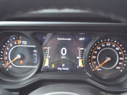 New 2026 Jeep Gladiator Willys image 19