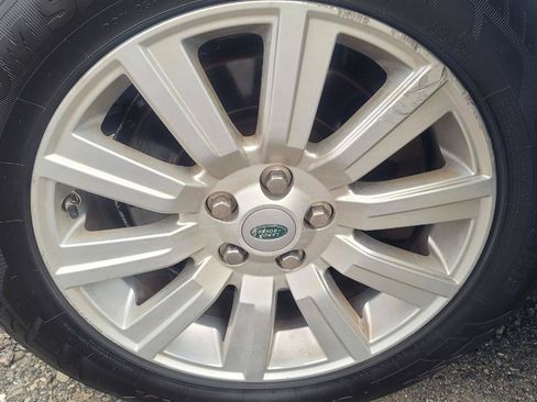 Used 2013 Land Rover LR4 HSE w/ HSE Pkg AWD/4WD image 47