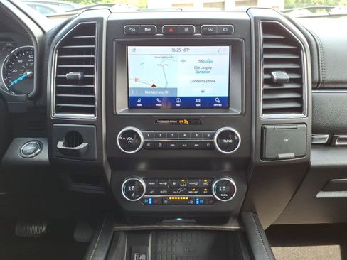 Used 2021 Ford Expedition Limited AWD/4WD image 20