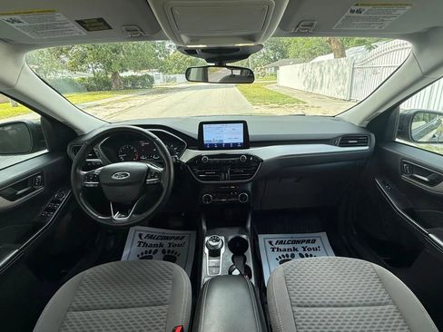 Used 2022 Ford Escape SE w/ SE Sport Appearance Package FWD image 13