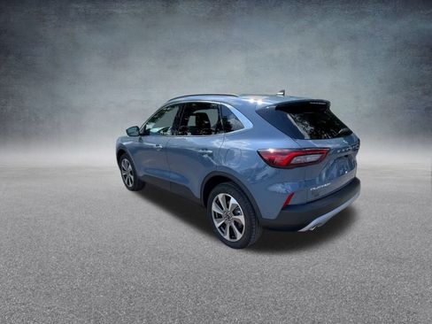 Used 2023 Ford Escape Platinum w/ Premium Technology Package image 19