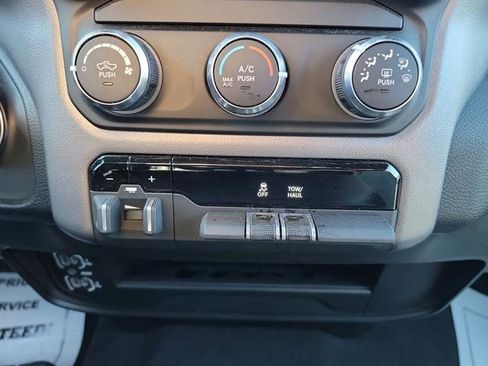 Used 2024 RAM 2500 Big Horn w/ Bed Utility Group AWD/4WD image 18