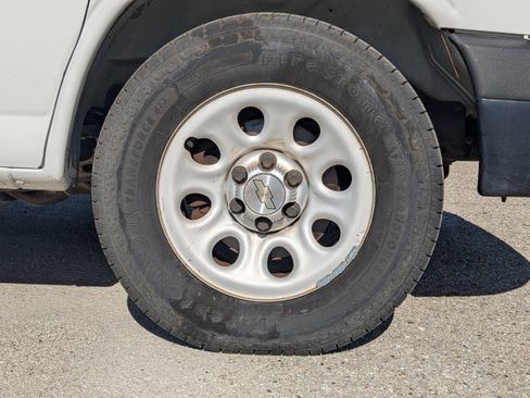 Used 2012 Chevrolet Express 1500 image 12