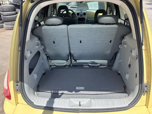 Used 2007 Chrysler PT Cruiser Limited FWD image 18