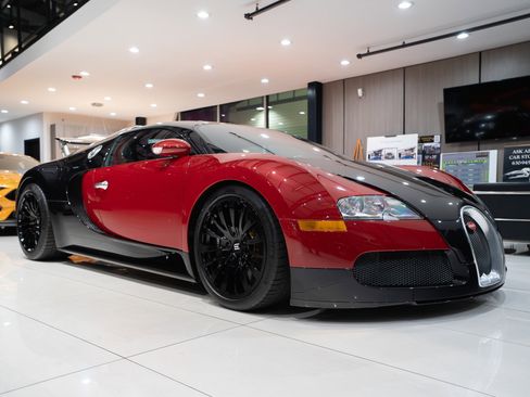 Used 2008 Bugatti Veyron AWD/4WD image 5