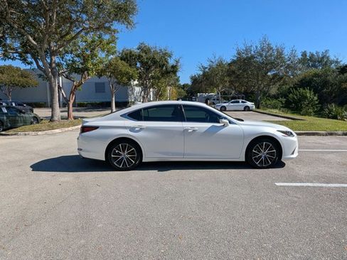 Used 2023 Lexus ES 350 w/ Premium Package image 3