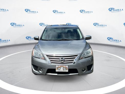 Used 2013 Nissan Sentra SR w/ Premium Pkg FWD image 8