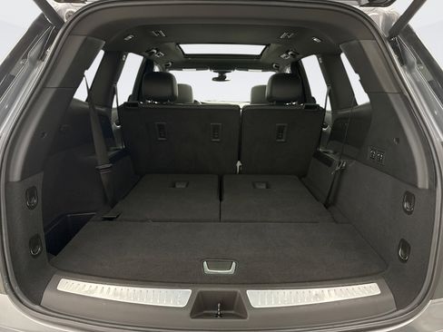 Used 2022 Cadillac XT6 Premium Luxury image 25