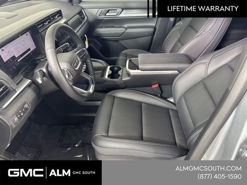 New 2026 GMC Terrain Elevation w/ Elevation Premium Package AWD/4WD image 11