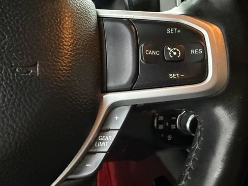 Used 2022 RAM 1500 Big Horn AWD/4WD image 13