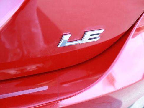 Used 2023 Toyota Camry LE image 6