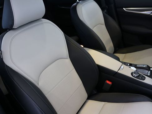 Certified 2025 INFINITI QX55 Essential image 44