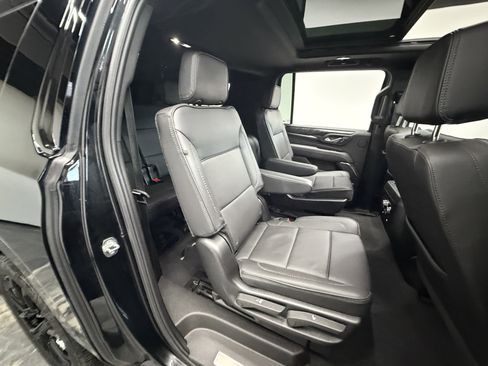 Used 2024 GMC Yukon XL Denali image 26