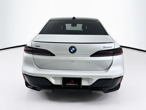 Used 2026 BMW 750e xDrive w/ Executive Package AWD/4WD image 7