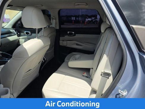 Used 2023 Kia Sorento S FWD image 9