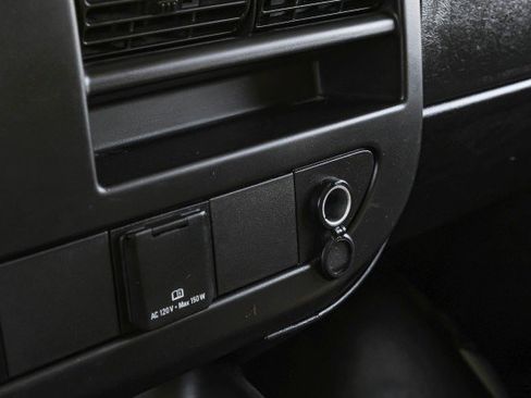 Used 2020 Chevrolet Express 2500 image 29