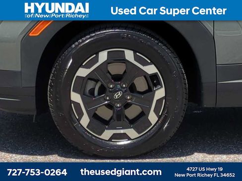 Used 2024 Hyundai Santa Fe SEL FWD image 10