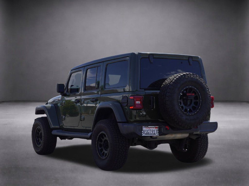 Used 2020 Jeep Wrangler Unlimited Sahara AWD/4WD image 3