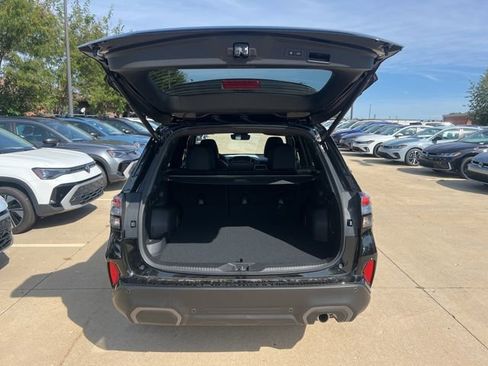 New 2025 Subaru Forester Limited image 9