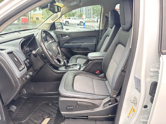 Used 2022 Chevrolet Colorado Z71 AWD/4WD image 9