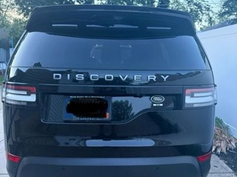 Used 2018 Land Rover Discovery SE AWD/4WD image 4