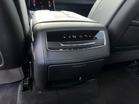 Used 2025 Cadillac Escalade Luxury w/ LPO, Floor Liner Package RWD image 27
