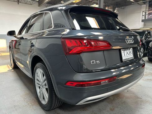 Used 2018 Audi Q5 2.0T Premium Plus w/ Premium Plus Package AWD/4WD image 5