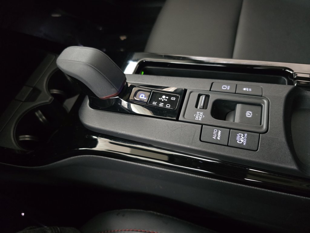 Used 2023 Toyota Prius Prime FWD image 25