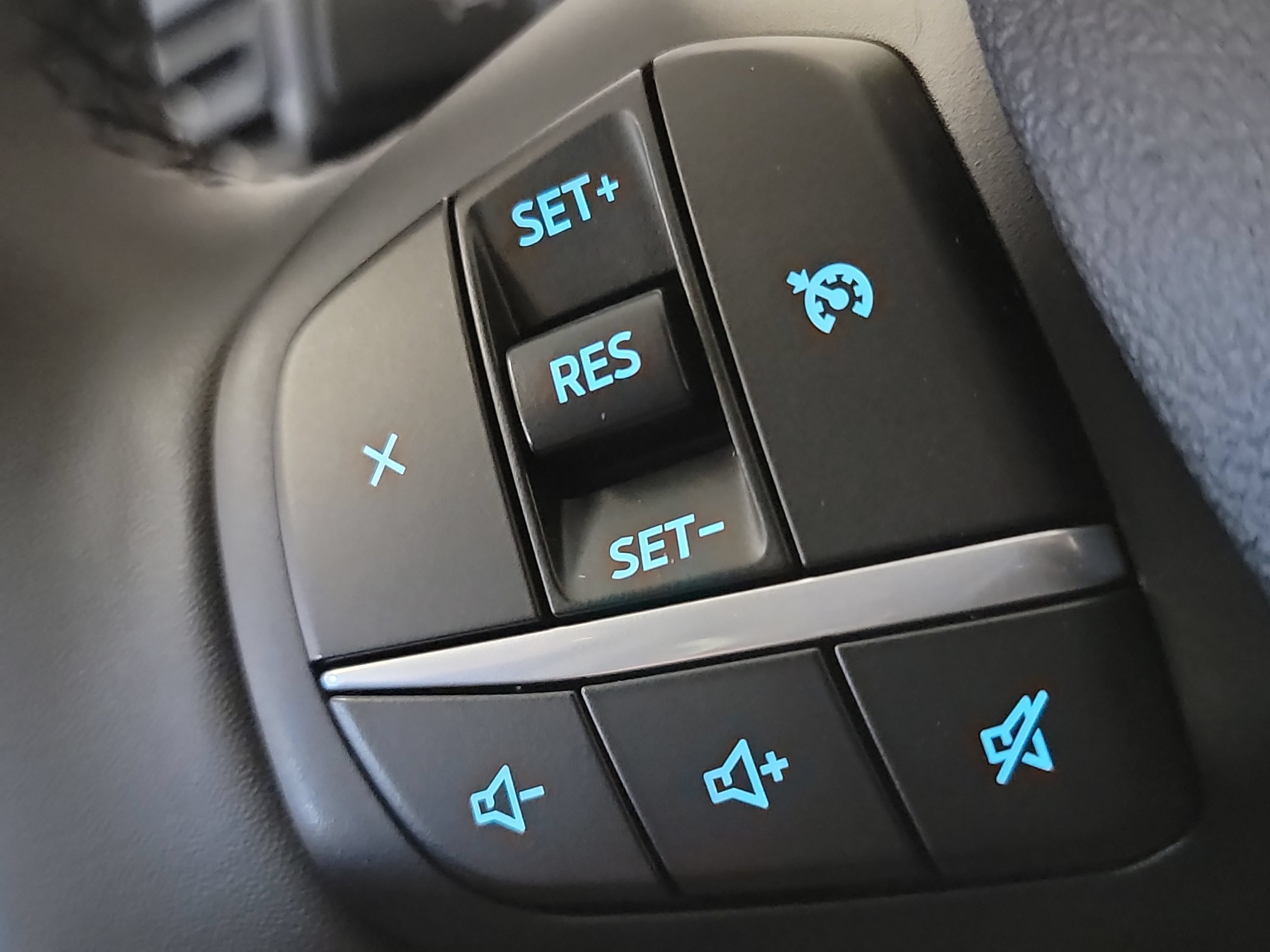Used 2022 Ford Escape SE w/ Convenience Package FWD image 33