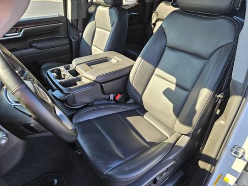 Used 2025 GMC Sierra 1500 SLT AWD/4WD image 14